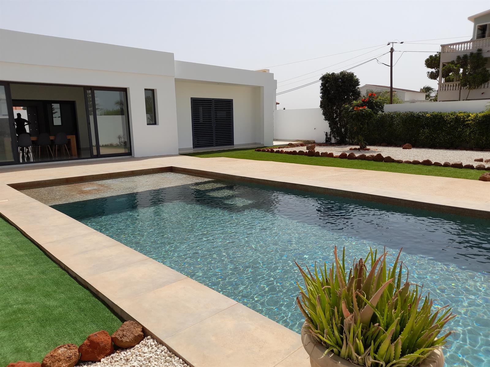 Villa en rsidence avec piscine individuelle  pieds de la mer 