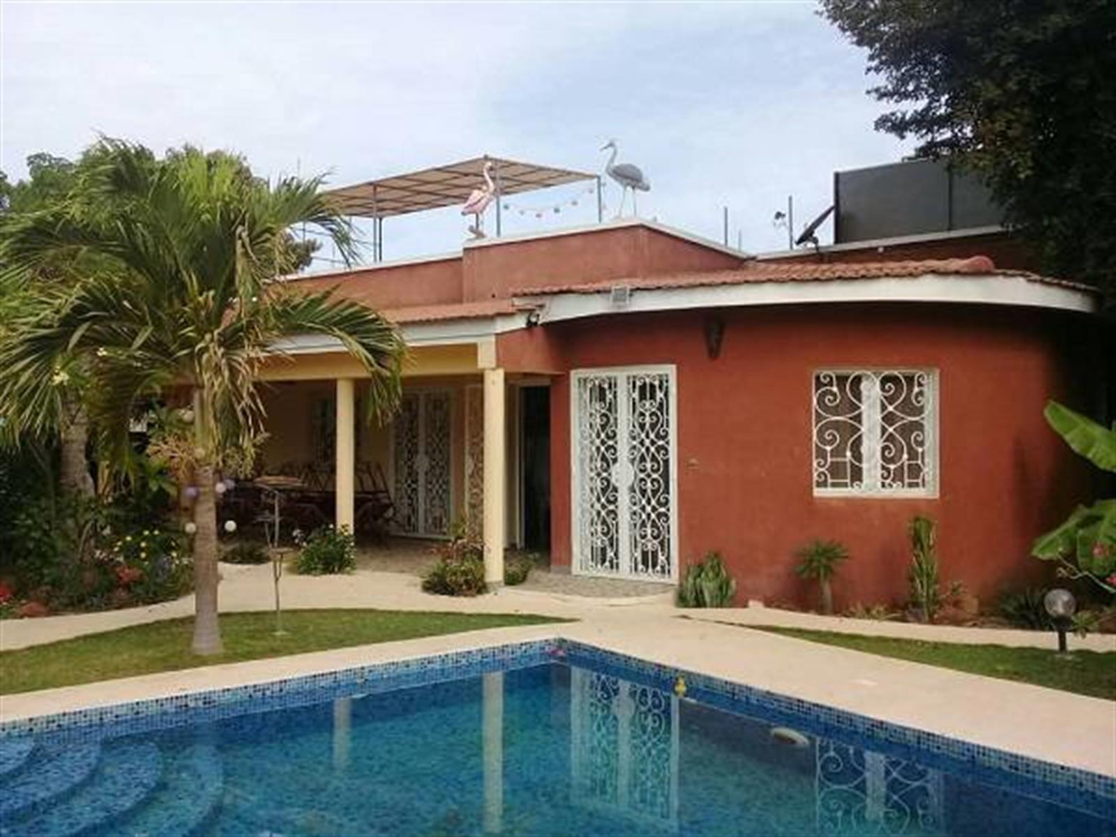 Villa avec bungalow ideal Chambres d Hotes Quartier calme  300 m de la Mer
